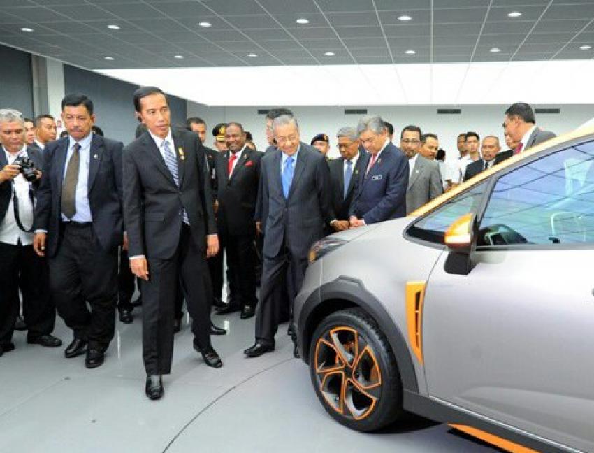 25Jokowi-Mahatir-Proton_1423277700280.jpg