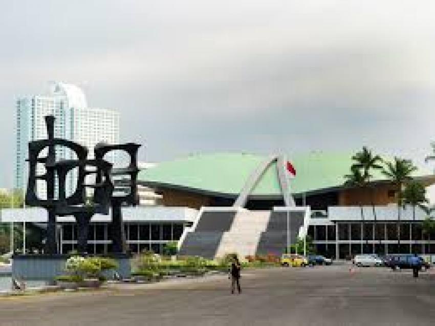 44gedung-dpr.jpg