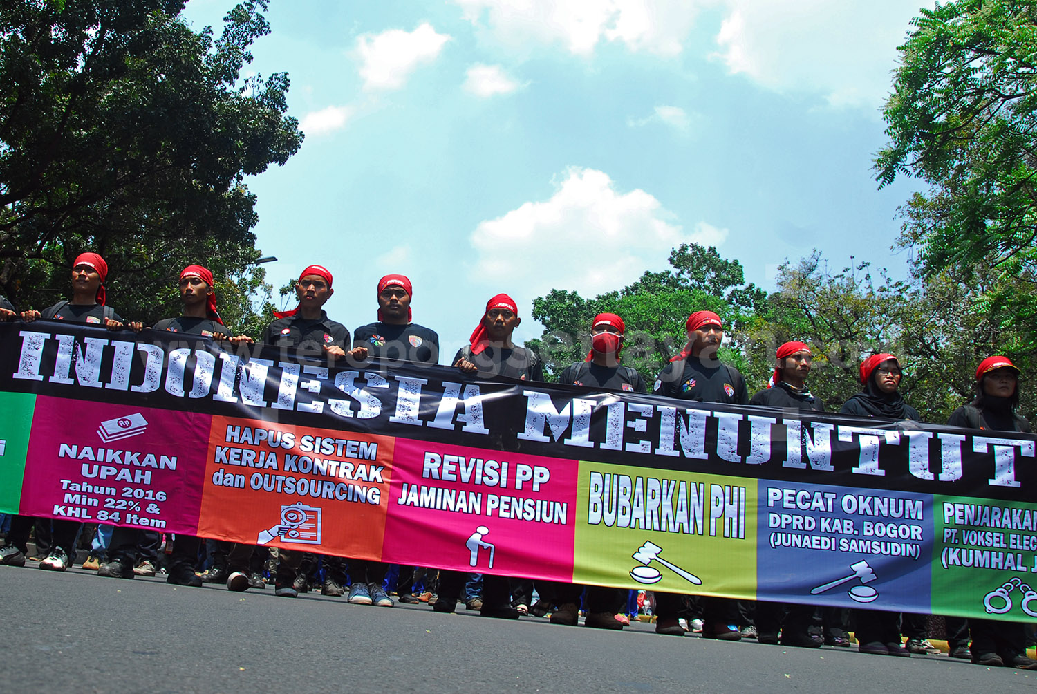 91DEMO_BURUH_5.jpg