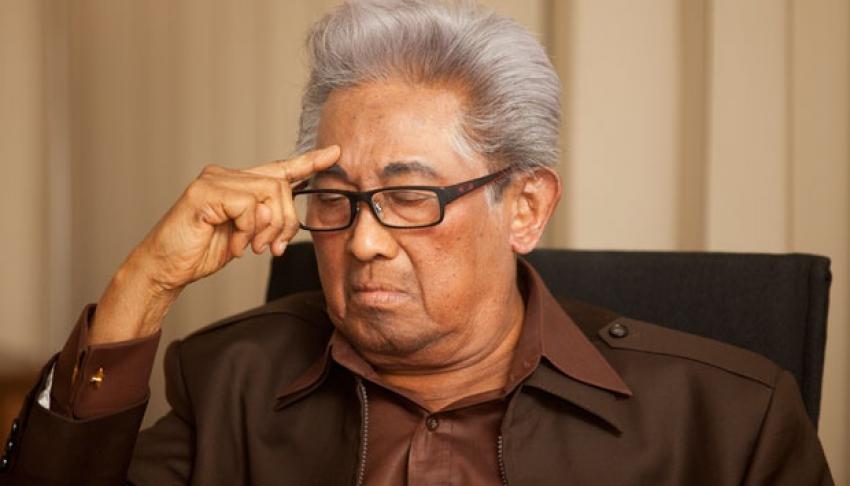 86adnan-buyung.jpg