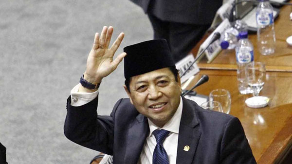 89setya_novanto_haji.jpg