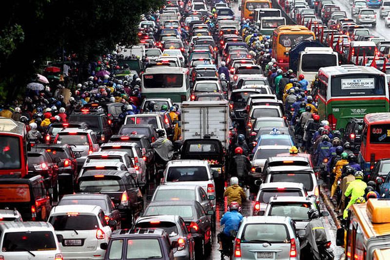 34macet_jakarta.jpg