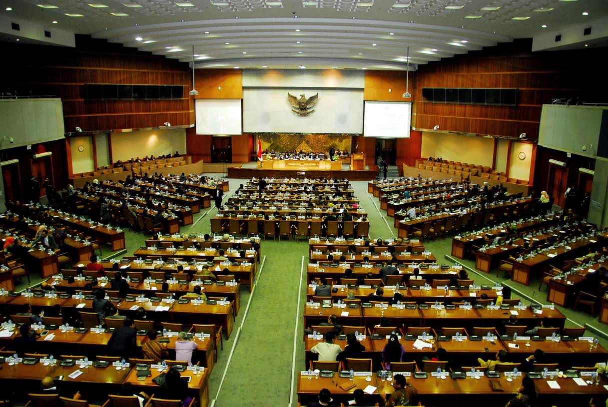 17sidang-paripurna-dpr.jpg