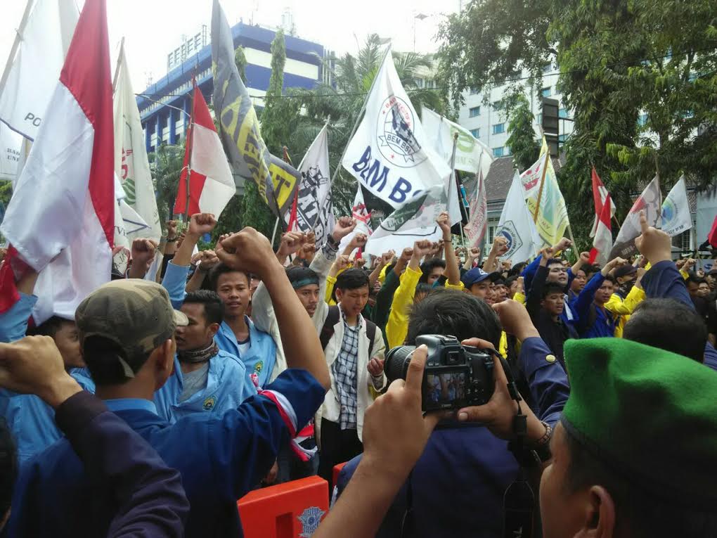 23demo-mahasiswa-anwar.jpg