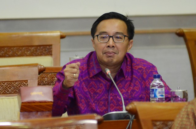 36Bobby-Rizaldi-Golkar.jpg