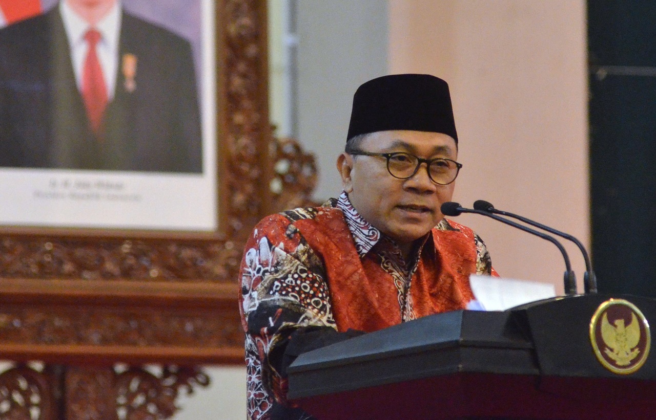 82Ketua-MPR-RI-Zulkifli-Hasan-1.jpg