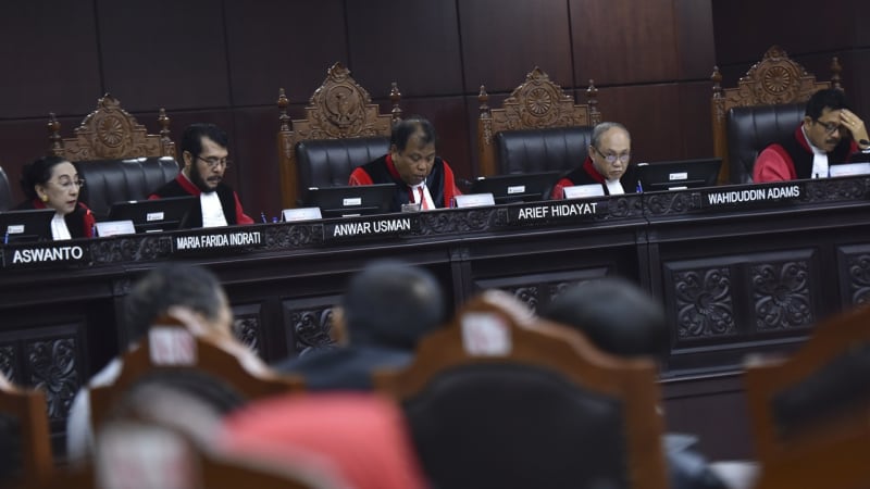 90MK-sidang.jpg