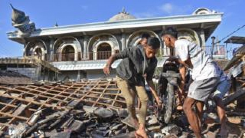 89_102840821_antarafoto-korban-terdampak-gempa-lombok-060818-as.jpg.jpg